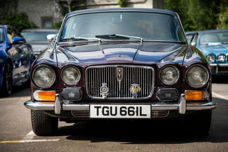 沉淀45年的捷豹XJ，还能嗅到英国皇室的味道？