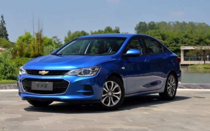 车主评车:2018年8月这十款轿车为什么卖的最好?|聚评