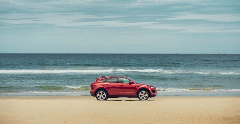 捷豹E-Pace试驾:Hello Kitty的外衣下仍是“雄心豹子胆”|聚驾