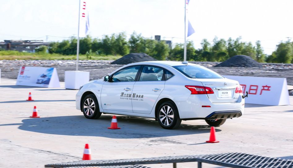 首款量产合资纯电动车，轩逸·纯电能否带个好头？｜聚驾