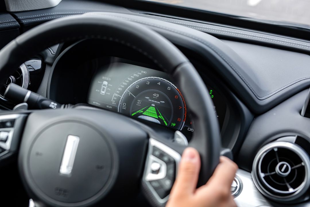 试驾WEY VV7升级款,看似相同却处处不同 | 聚驾