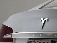 Elon Musk发推文预热，Tesla“驾驶辅助系统”就要来了