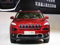 JEEP 被黑客远程控制步步惊心，车载无线亟待升级｜聚闻