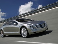 转载丨豪车半年考：奔驰逼近宝马、DS跌出前十