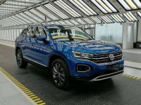 实拍一汽大众首款中型SUV，竟是另一个途观L？｜90闻