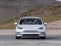 6月电动车销量：Model 3一家独大 月销1.5万占电动车25% | 聚数