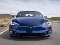 买到一辆C柱被切割的特斯拉Model S，官方认证二手车靠谱吗？｜聚侃