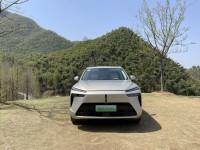 魏牌蓝山DHT-PHEV试驾：不仅是奶爸车，还是驾驶者之车 | 聚驾
